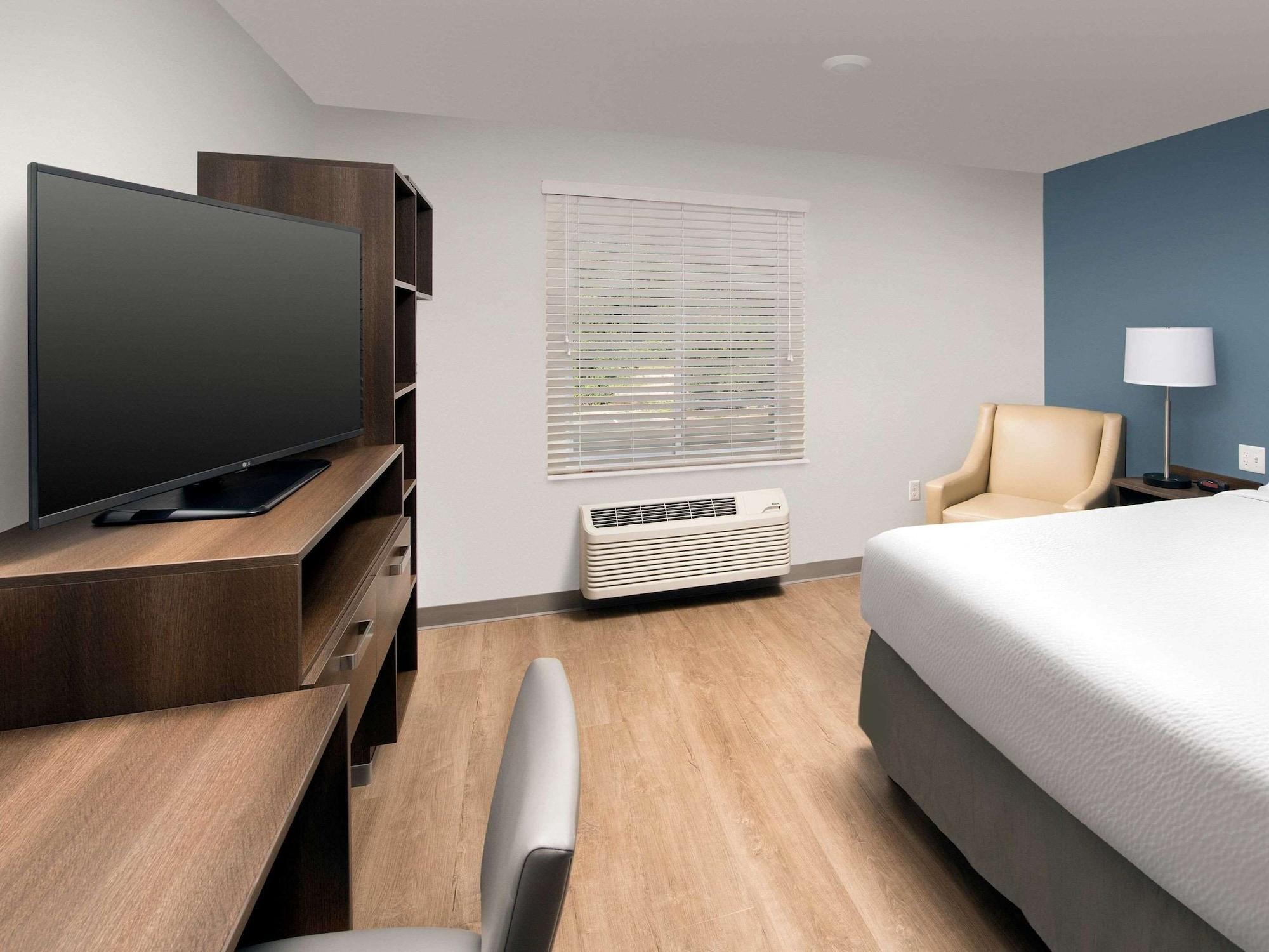 Suburban Studios Watford City Dış mekan fotoğraf