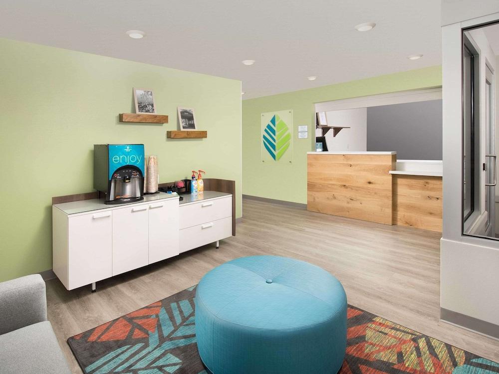 Suburban Studios Watford City Dış mekan fotoğraf