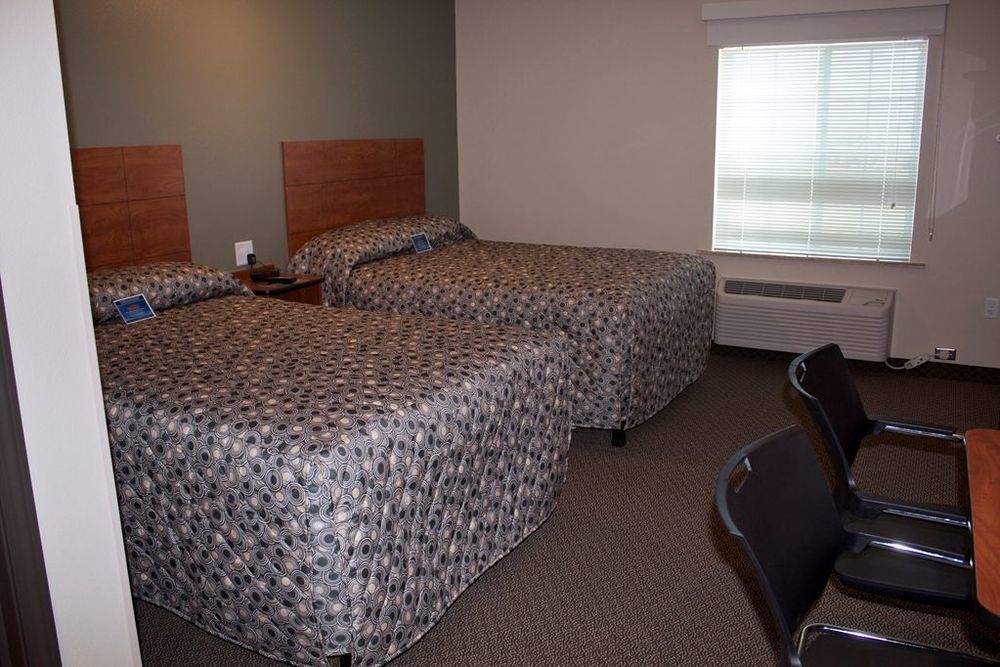 Suburban Studios Watford City Oda fotoğraf
